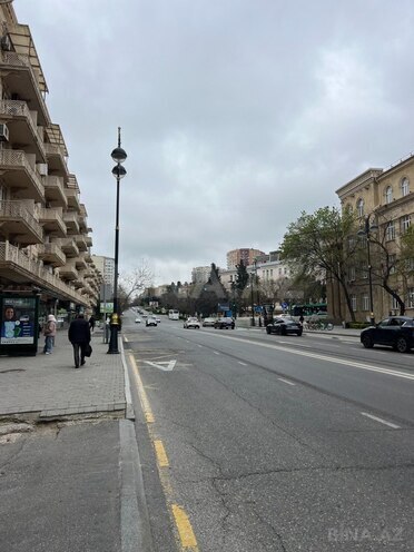 Satılır 2 otaqlı köhnə tikili 55 m², Elmlər Akademiyası m., photo 3 from 15