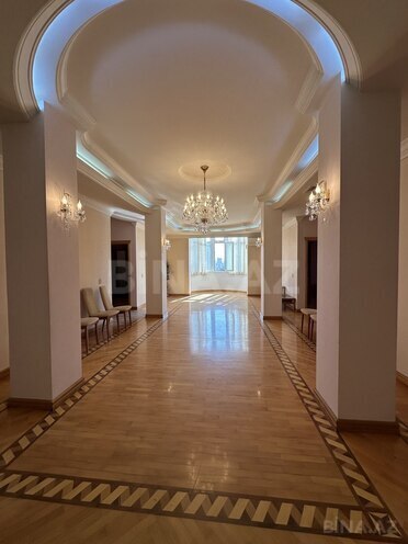 Satılır 6 otaqlı yeni tikili 220 m², İnşaatçılar m., photo 4 from 26
