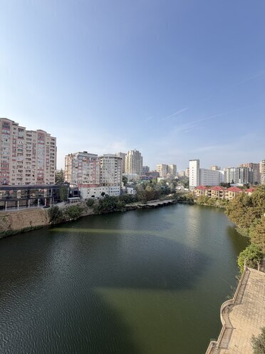 Satılır 6 otaqlı yeni tikili 220 m², İnşaatçılar m., photo 23 from 26