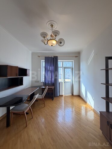 Satılır 6 otaqlı yeni tikili 220 m², İnşaatçılar m., photo 14 from 26