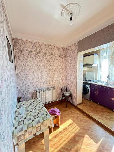 Satılır 2 otaqlı köhnə tikili 75 m², Abşeron r., photo 9 from 17