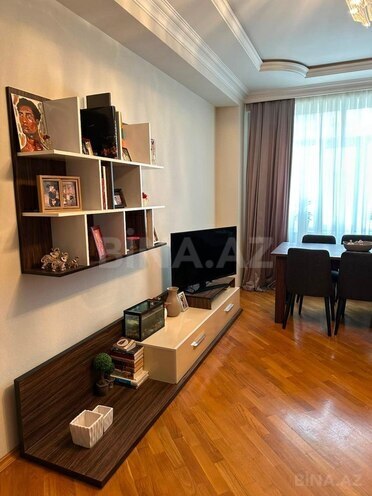 Продается 2-комн. новостройка 75 м², м. Иншаатчылар, photo 12 from 15