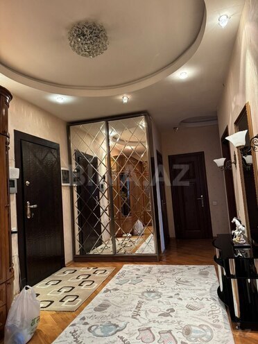 Сдаётся 3-комн. новостройка 135 м², м. Низами, photo 14 from 30