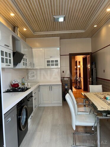 Сдаётся 3-комн. новостройка 135 м², м. Низами, photo 23 from 30