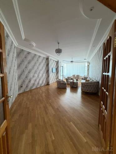 Сдается 3-комн. новостройка 130 м², м. Элмляр Академиясы, photo 18 from 21