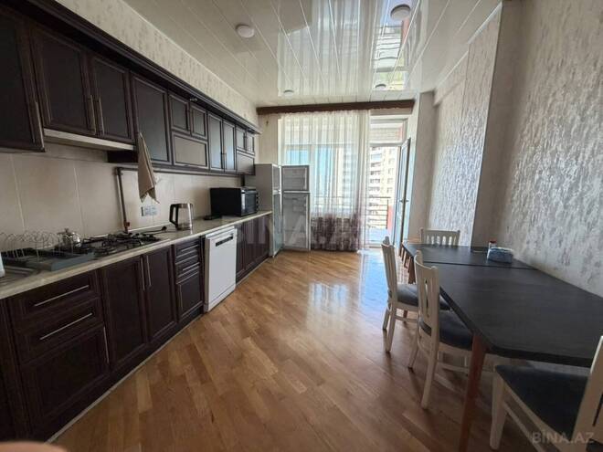 Сдается 3-комн. новостройка 130 м², м. Элмляр Академиясы, photo 12 from 21