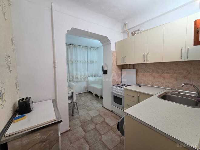 İcarəyə verilir 2 otaqlı köhnə tikili 65 m², Yasamal r., photo 7 from 11