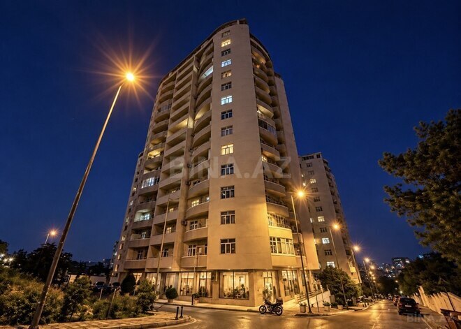 Продается 3-комн. новостройка 127 м², м. Элмляр Академиясы, photo 1 from 12