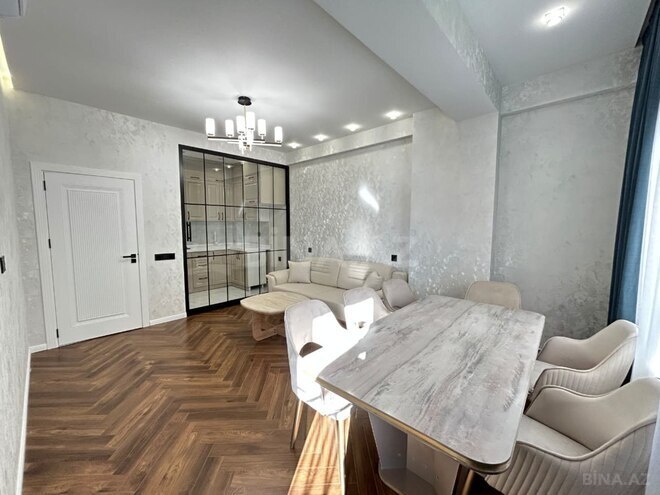 Продаётся 2-комн. новостройка 70 м², м. Кара Караев, photo 14 from 17