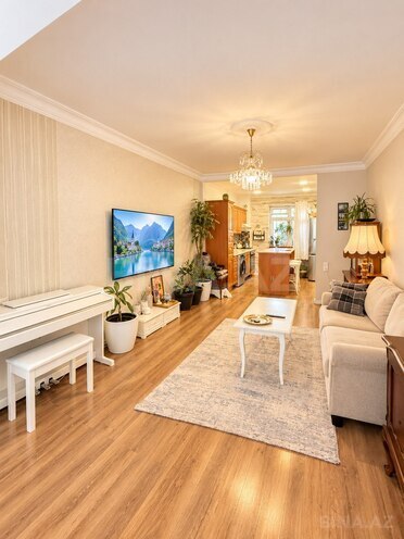 Продаётся 2-комн. вторичка 60 м², м. Гянджлик, photo 3 from 9
