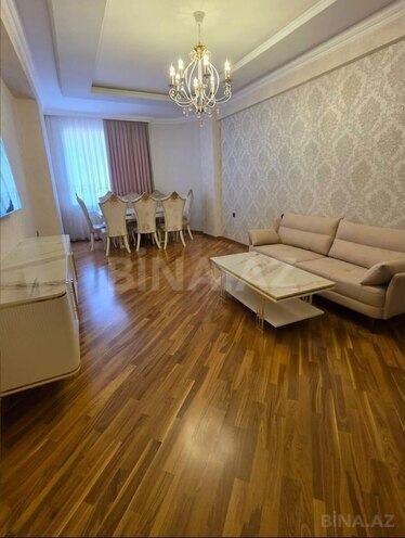 Сдаётся 3-комн. новостройка 126 м², м. Шах Исмаил Хатаи, photo 1 from 9