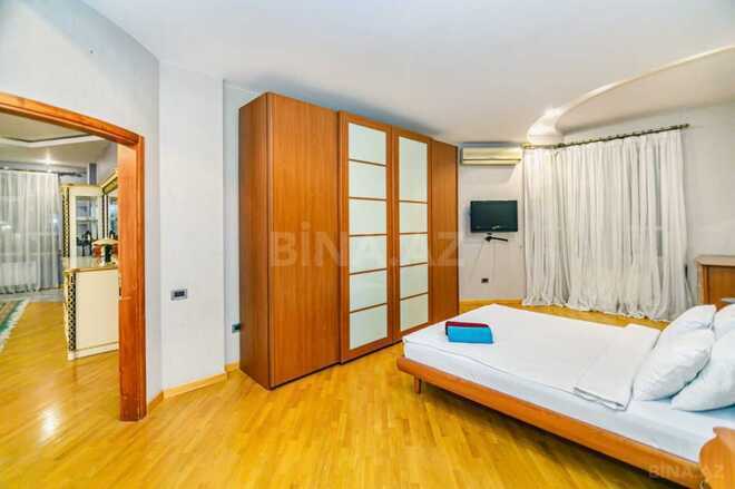İcarəyə verilir 3 otaqlı yeni tikili 190 m², 28 May m., photo 18 from 31