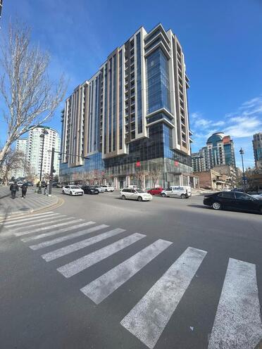 Продаётся 3-комн. новостройка 185 м², м. 28 мая, photo 1 from 7
