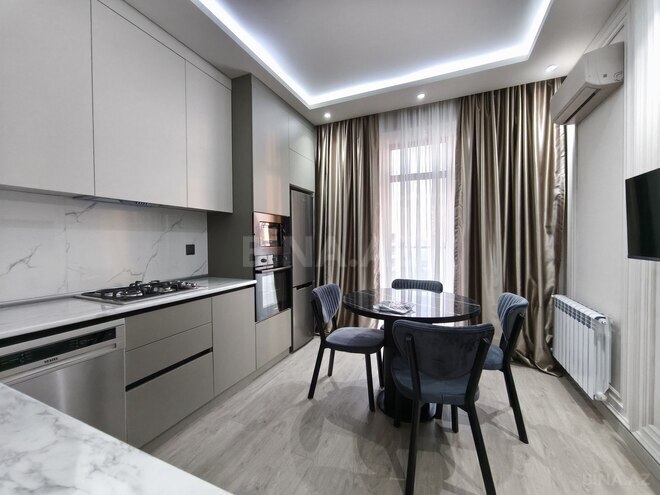 Сдаётся 3-комн. новостройка 146 м², м. 8 ноября, photo 18 from 20