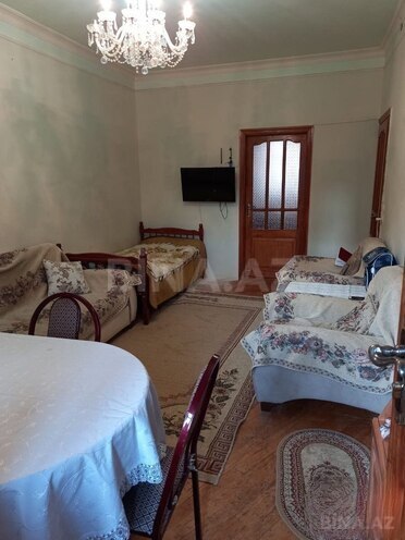 İcarəyə verilir 2 otaqlı köhnə tikili 60 m², Gənclik m., photo 3 from 9