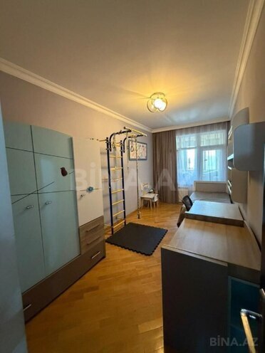 Satılır 3 otaqlı köhnə tikili 80 m², Gənclik m., photo 9 from 15