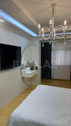 Satılır 4 otaqlı köhnə tikili 156 m², Bakıxanov q., photo 12 from 15