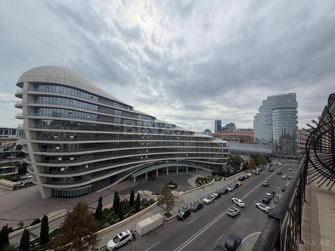 Продается 5-комн. новостройка 228 м², Хатаинский р., photo 1 from 12