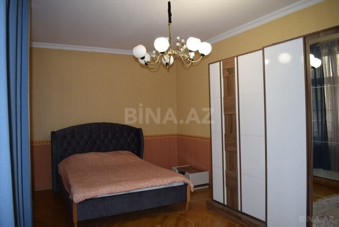 İcarəyə verilir 3 otaqlı yeni tikili 140 m², 28 May m., photo 5 from 9