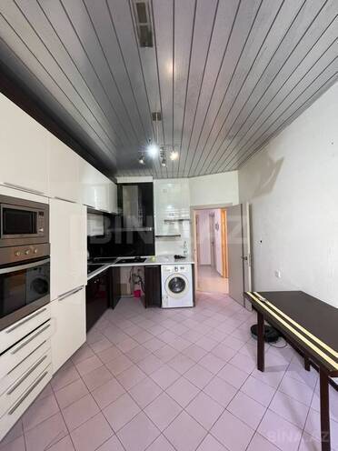 Сдаётся 3-комн. новостройка 135 м², м. Элмляр Академиясы, photo 15 from 21