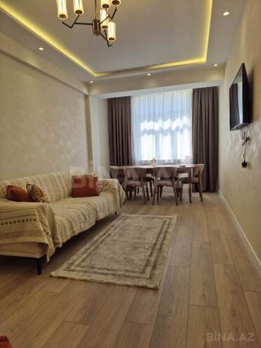 Сдаётся 3-комн. новостройка 90 м², Бинагадинский р., photo 8 from 16