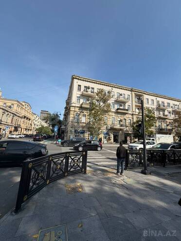 Продаётся 1-комн. вторичка 32 м², м. Сахил, photo 1 from 11