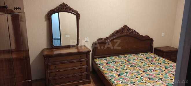 Сдаётся 2-комн. новостройка 70 м², м. Иншаатчылар, photo 1 from 12