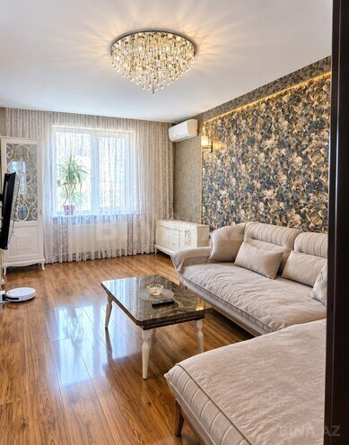Продаётся 3-комн. вторичка 80 м², м. Ази Асланов, photo 3 from 24