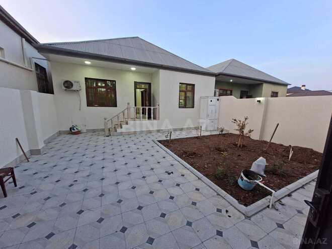 Satılır 4 otaqlı həyət evi/bağ evi 100 m², Yeni Ramana q., photo 1 from 14