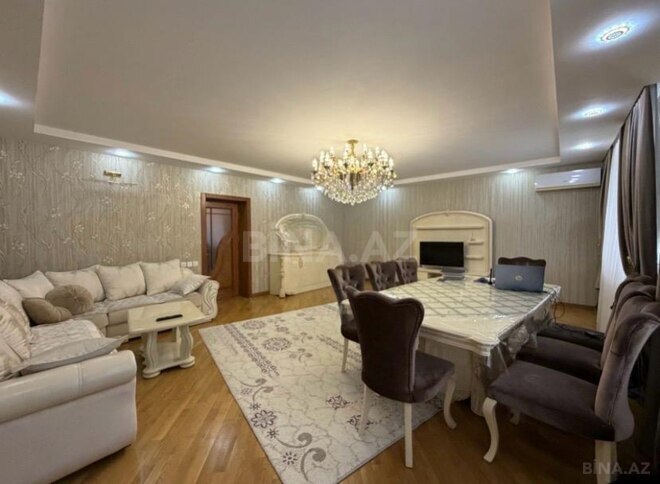 Satılır 5 otaqlı köhnə tikili 110 m², Suraxanı r., photo 1 from 15