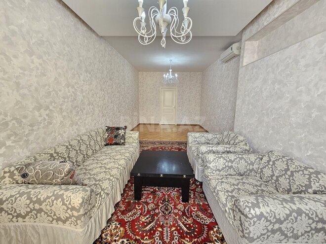 Сдаётся 2-комн. новостройка 100 м², м. Низами, photo 8 from 18