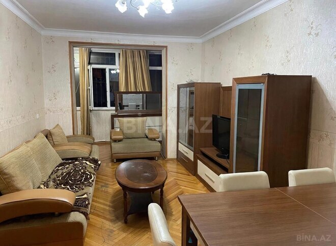 Satılır 3 otaqlı köhnə tikili 70 m², Neftçilər m., photo 1 from 11