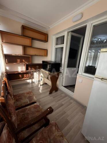 Продаётся 2-комн. вторичка 55 м², м. Нефтчиляр, photo 9 from 11