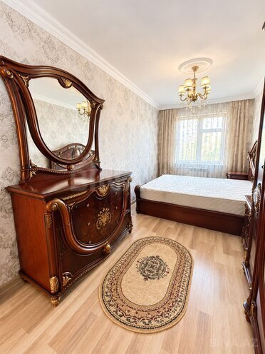 Продаётся 2-комн. вторичка 55 м², м. Нефтчиляр, photo 6 from 11