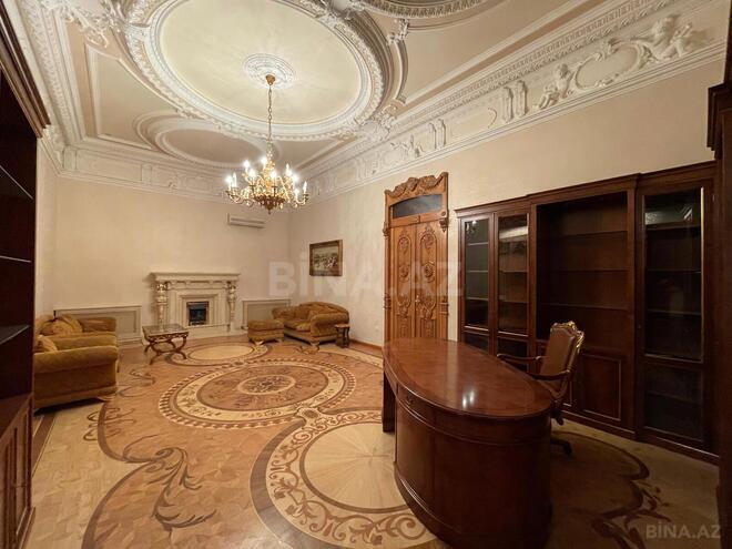 İcarəyə verilir 5 otaqlı köhnə tikili 350 m², Sahil m., photo 24 from 29