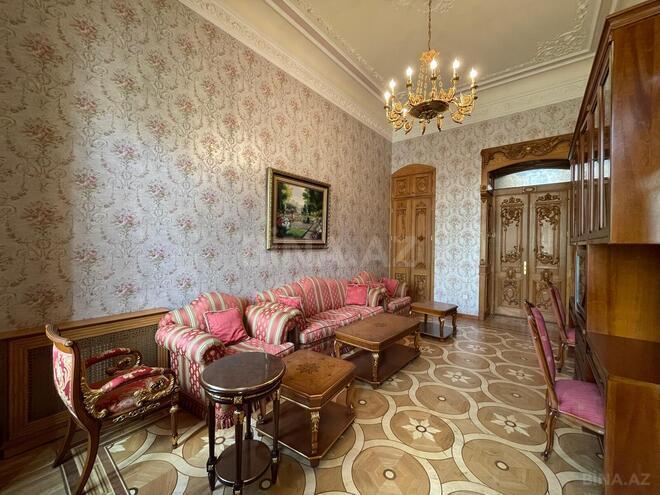 İcarəyə verilir 5 otaqlı köhnə tikili 350 m², Sahil m., photo 15 from 29