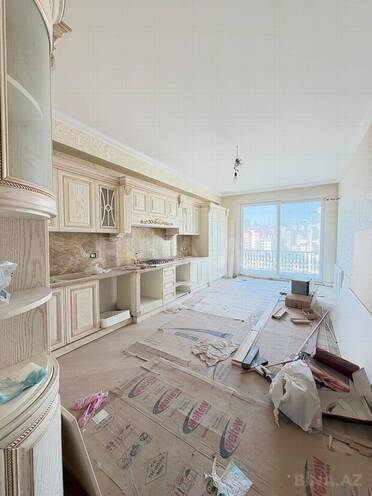 İcarəyə verilir 4 otaqlı yeni tikili 160 m², 28 May m., photo 19 from 25