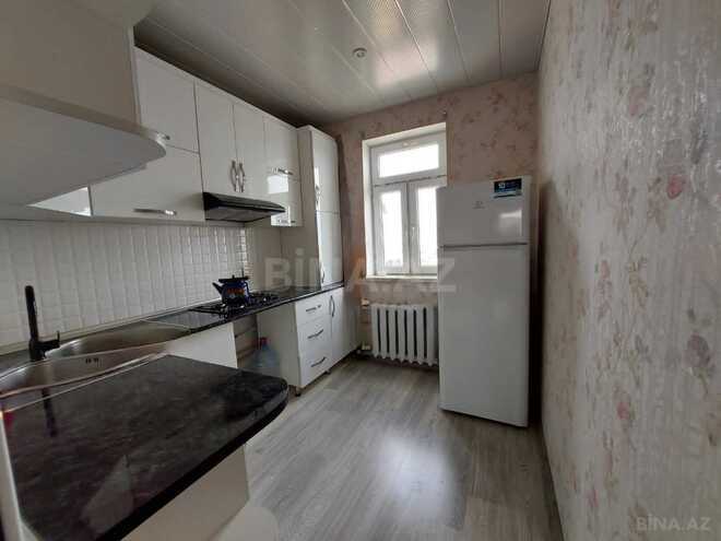 Satılır 2 otaqlı köhnə tikili 70 m², Lökbatan q., photo 1 from 14