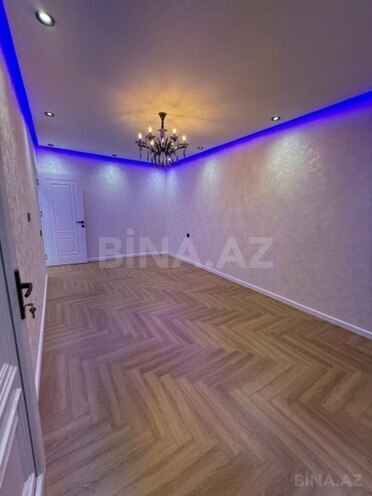 Продаётся 3-комн. вторичка 65 м², м. Ази Асланов, photo 1 from 13