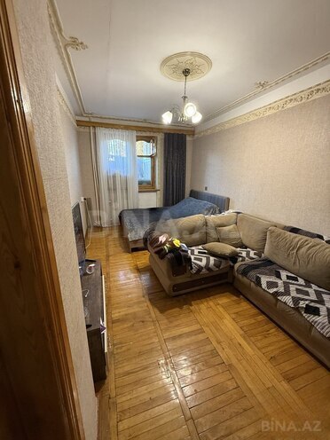 Продаётся 2-комн. вторичка 60 м², м. Нариман Нариманов, photo 1 from 13