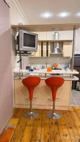 İcarəyə verilir 3 otaqlı köhnə tikili 70 m², Səbail r., photo 11 from 18