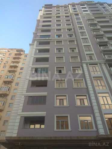 Продаётся 3-комн. новостройка 135 м², м. Насими, photo 1 from 12