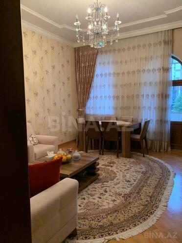 Продаётся 2-комн. вторичка 65 м², м. Гянджлик, photo 1 from 22