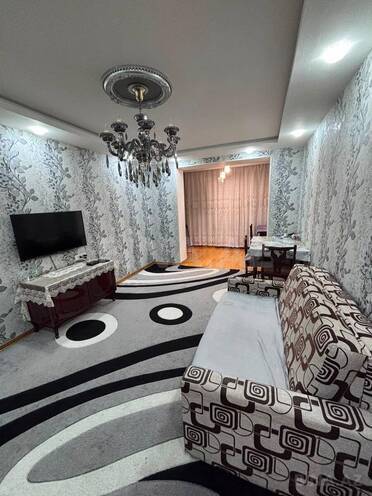 Сдаётся 3-комн. вторичка 65 м², м. Элмляр Академиясы, photo 1 from 9