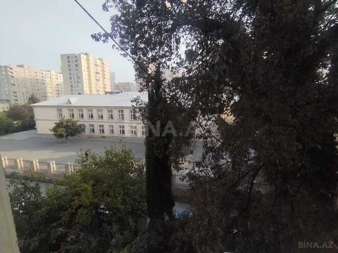 Продаётся 2-комн. вторичка 55 м², м. Элмляр Академиясы, photo 16 from 17