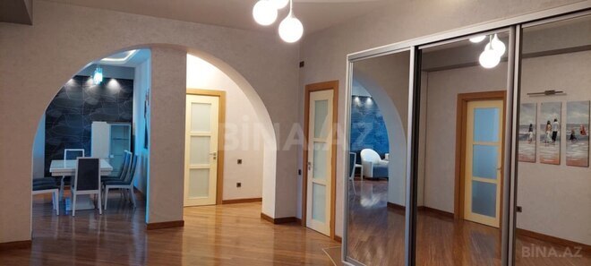 İcarəyə verilir 3 otaqlı yeni tikili 170 m², Nərimanov r., photo 16 from 19