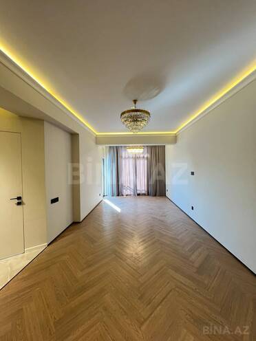 Satılır 2 otaqlı yeni tikili 68 m², Şah İsmayıl Xətai m., photo 1 from 13