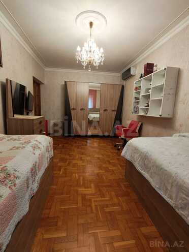 Satılır 4 otaqlı köhnə tikili 145 m², Elmlər Akademiyası m., photo 9 from 31