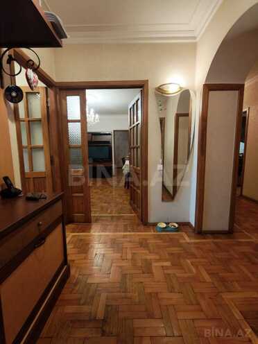 Satılır 4 otaqlı köhnə tikili 145 m², Elmlər Akademiyası m., photo 12 from 31