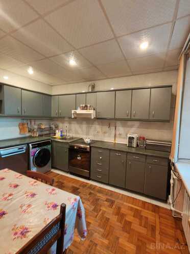Satılır 4 otaqlı köhnə tikili 145 m², Elmlər Akademiyası m., photo 7 from 31